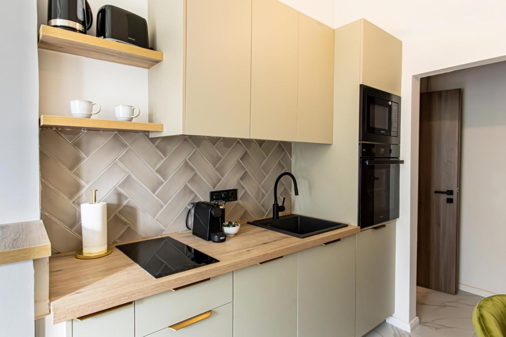 Oasis Apartment On The Broadway With Ac Budapest Eksteriør bilde